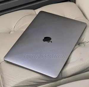 New Laptop Apple MacBook Air 2020 M1 16GB Intel Core i7 SSD 512GB