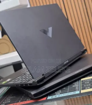 New Laptop HP Victus 16 16GB AMD Ryzen 7 SSD 512GB