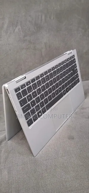 New Laptop HP EliteBook 1040 G8 16GB Intel Core i5 SSD 512GB