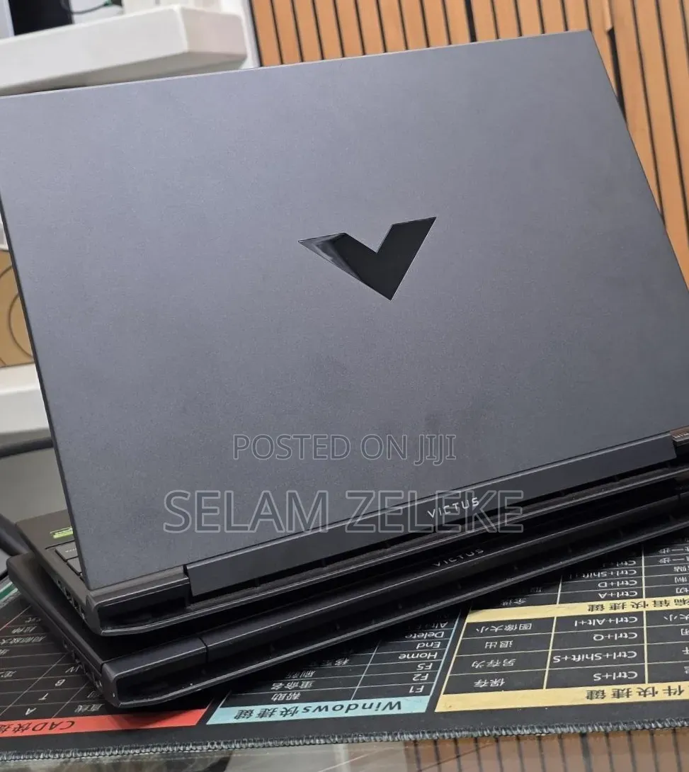 New Laptop HP Victus 16 16GB AMD Ryzen 7 SSD 512GB