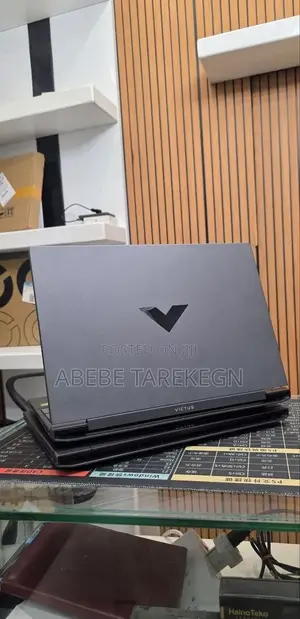 New Server HP 16GB AMD Ryzen 7 SSD 512GB