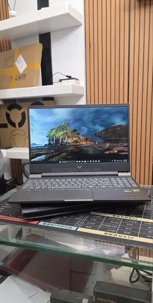 New Server HP 16GB AMD Ryzen 7 SSD 512GB