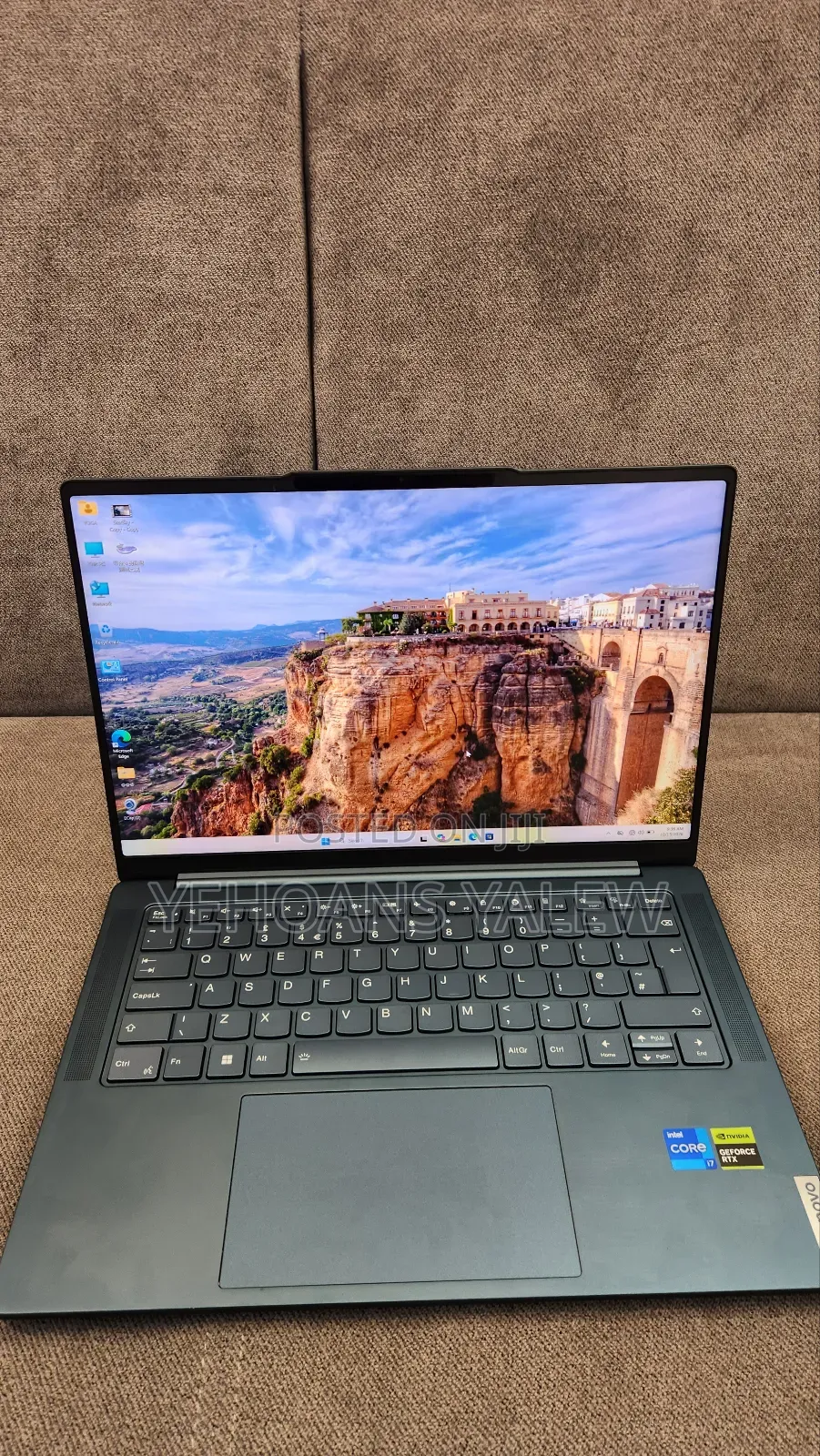 New Laptop Lenovo Yoga 700 32GB Intel Core i7 SSD 1T