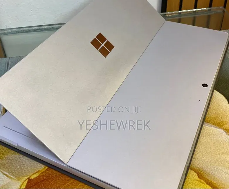 New Laptop Apple MacBook Pro 2019 16GB Intel Core i7 SSD 512GB