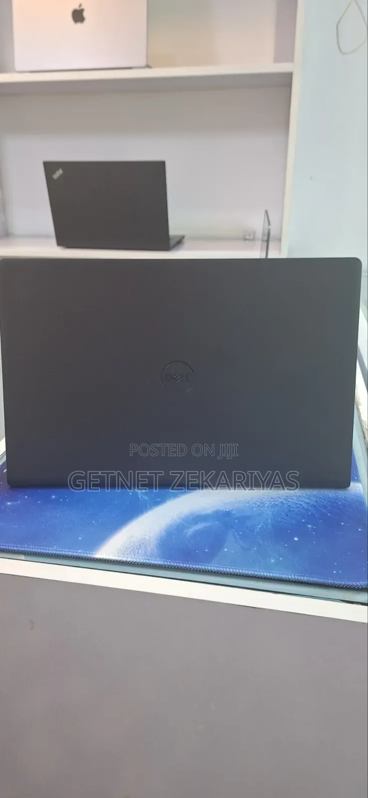 New Laptop Dell Vostro 3520 8GB Intel Core i3 SSD 512GB
