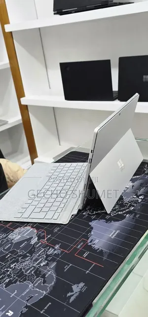 New Laptop Microsoft Surface Pro 6 8GB Intel Core i5 SSD 256GB