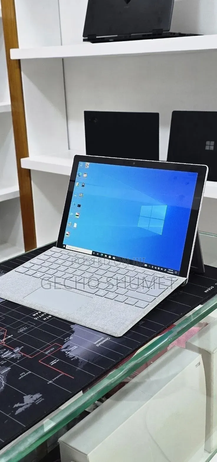 New Laptop Microsoft Surface Pro 6 8GB Intel Core i5 SSD 256GB