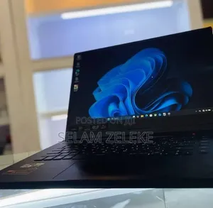 New Laptop Asus 16GB AMD Ryzen 7 SSD 512GB