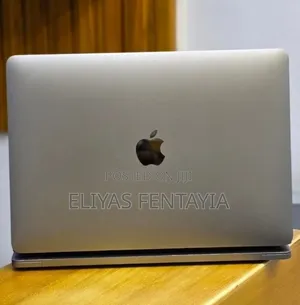 New Laptop Apple MacBook Pro 2019 16GB Intel Core i5 SSD 512GB