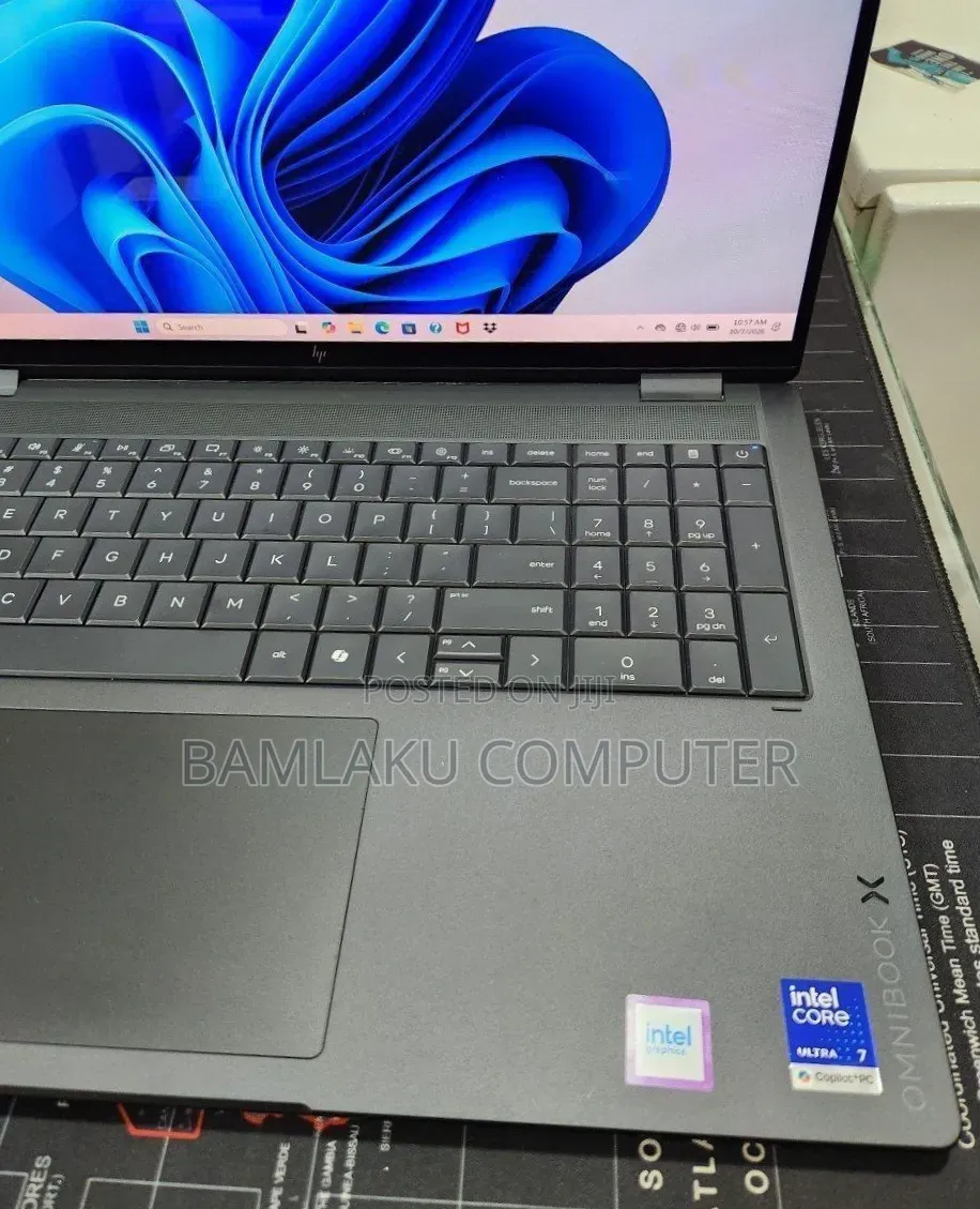 New Laptop HP OmniBook X Flip 16" 16GB Intel Core Ultra 7 SSD 1T