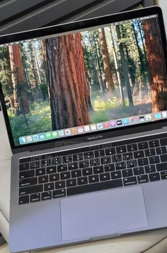 New Laptop Apple MacBook Pro 2019 16GB Intel Core i5 SSD 512GB