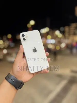 Apple iPhone 11 128 GB White