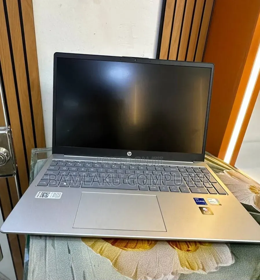 New Laptop HP Stream Notebook 16GB Intel Core i7 SSD 512GB