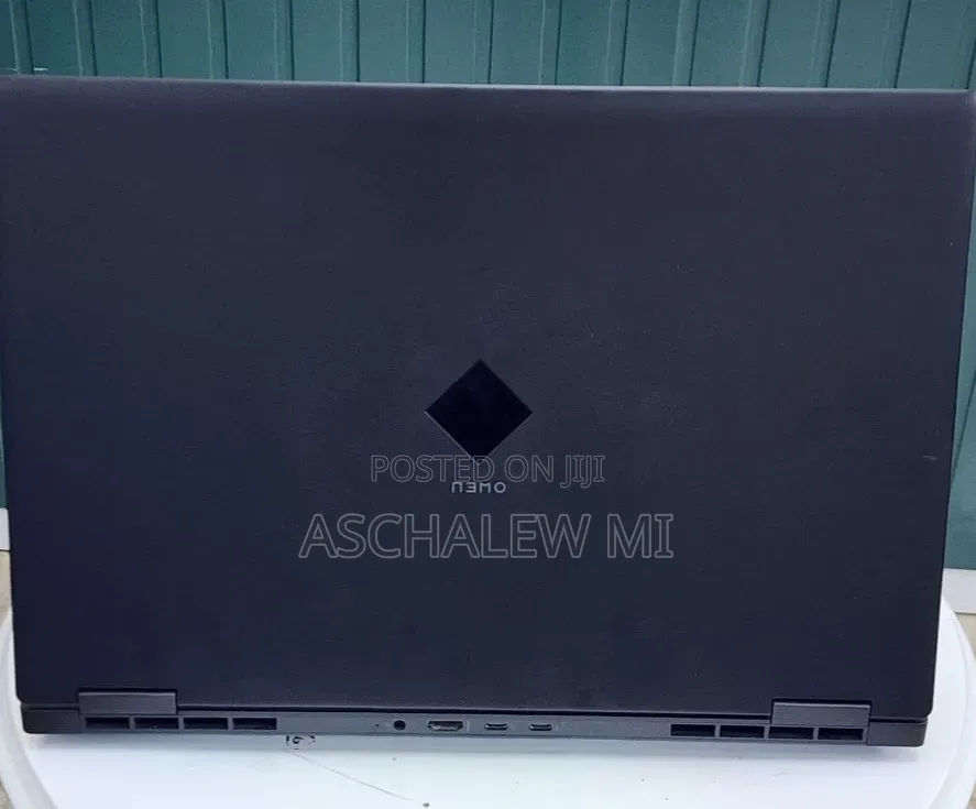 New Laptop HP Omen 16 16GB Intel Core i9 SSD 512GB