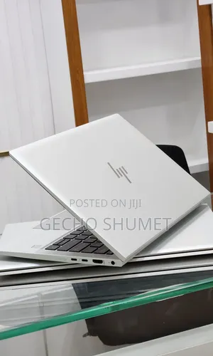 New Laptop HP EliteBook 840 G8 16GB Intel Core i5 SSD 512GB