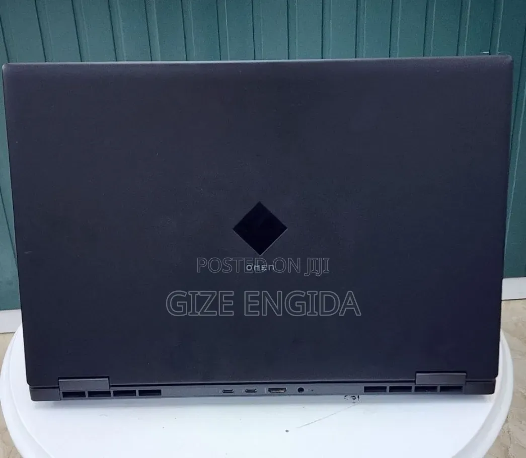 New Laptop HP Omen 16 16GB Intel Core i9 SSD 512GB
