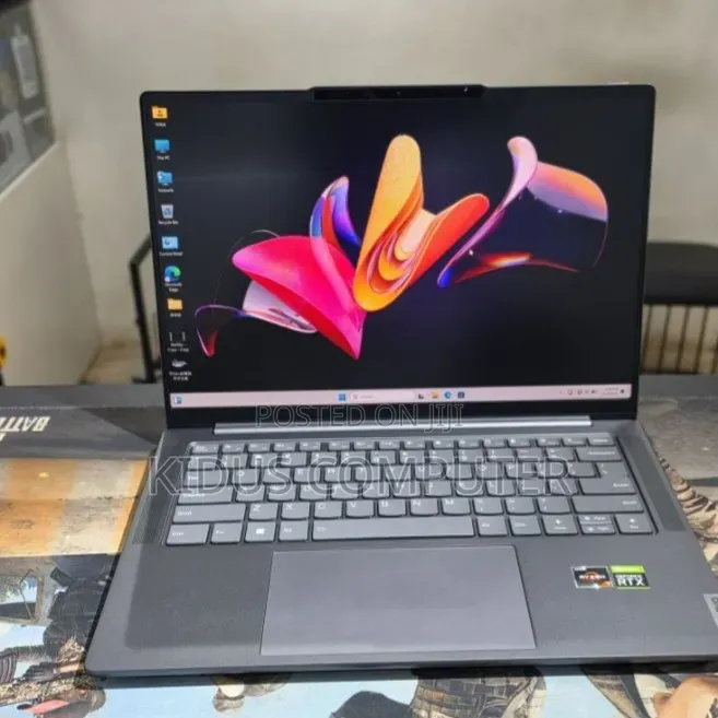 New Laptop Lenovo Yoga C930 16GB Intel Core Ultra 7 SSD 512GB