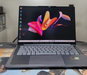 New Laptop Lenovo Yoga C930 16GB Intel Core Ultra 7 SSD 512GB
