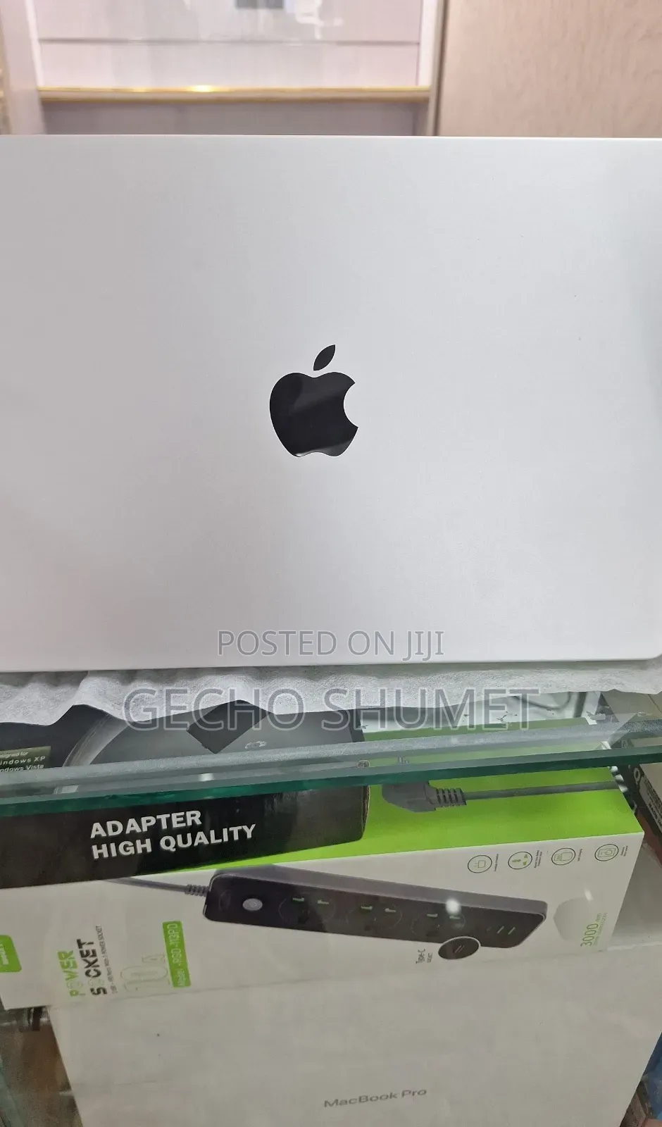 New Laptop Apple MacBook Pro 2024 M4 Pro 24GB Apple M4 Pro SSD 512GB
