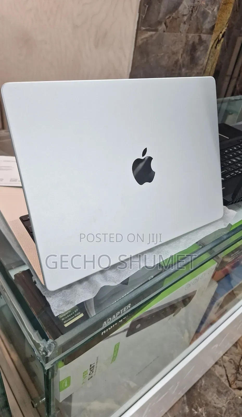 New Laptop Apple MacBook Pro 2024 M4 Pro 24GB Apple M4 Pro SSD 512GB