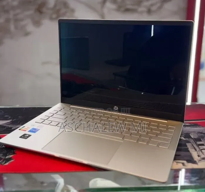 New Laptop HP Pavilion 14 16GB Intel Core i7 SSD 512GB