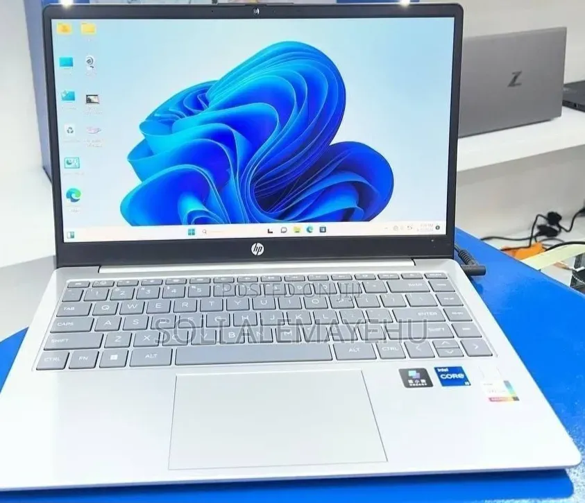 New Laptop HP 16GB Intel Core i5 SSD 1T