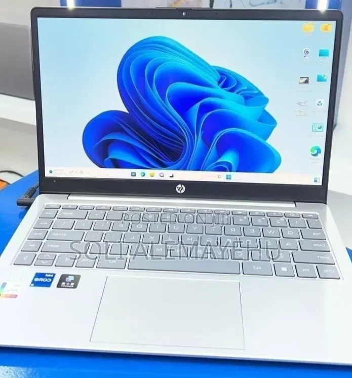 New Laptop HP 16GB Intel Core i5 SSD 1T