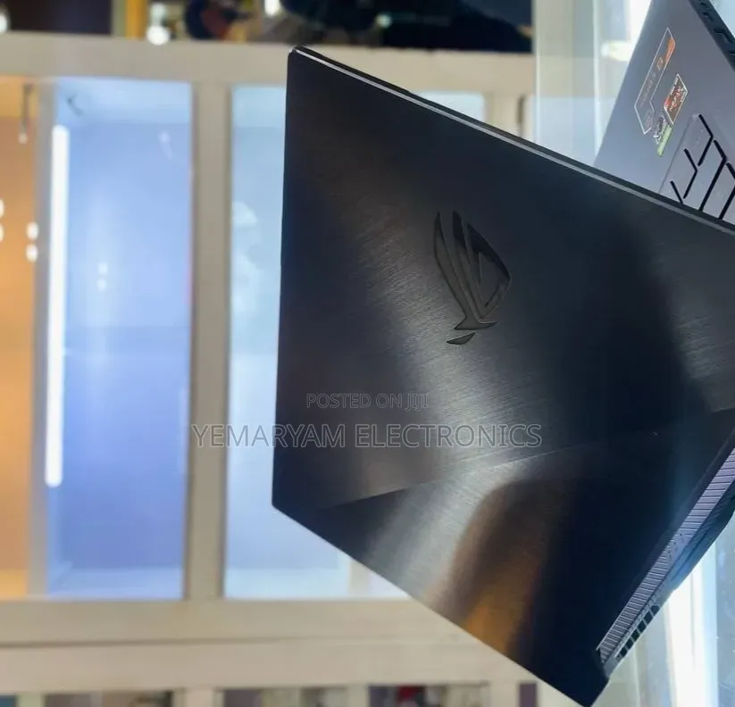 New Laptop Asus ROG Strix G15 16GB AMD Ryzen 7 SSD 512GB