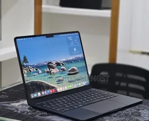 New Laptop Apple MacBook Air 2022 M2 8GB Apple M2 SSD 256GB