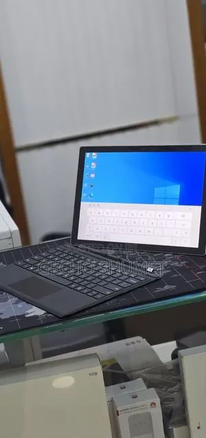 New Laptop Microsoft Surface Pro 7+ 16GB Intel Core i5 SSD 256GB
