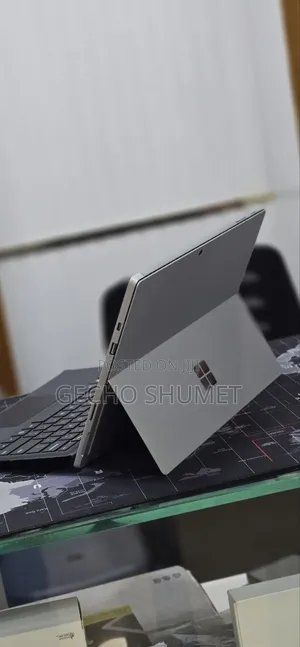 New Laptop Microsoft Surface Pro 7+ 16GB Intel Core i5 SSD 256GB