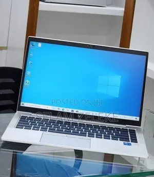 New Laptop HP EliteBook 840 G8 16GB Intel Core i5 SSD 512GB