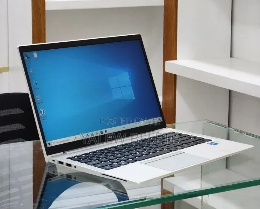 New Laptop HP EliteBook 840 G8 16GB Intel Core i5 SSD 512GB
