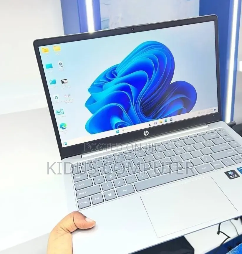 New Laptop HP Stream Notebook 32GB Intel Core i5 SSD 1T