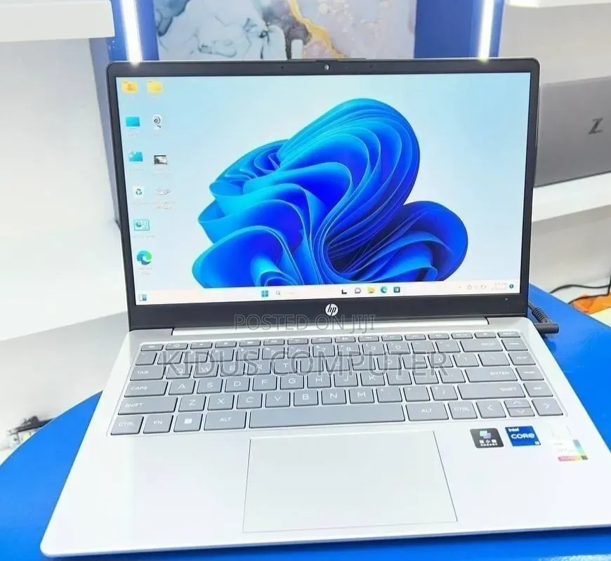 New Laptop HP Stream Notebook 32GB Intel Core i5 SSD 1T