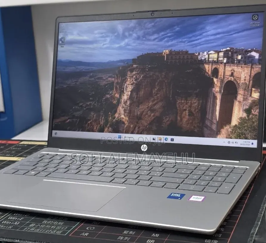 New Laptop HP Stream Notebook 16GB Intel Core i5 SSD 512GB