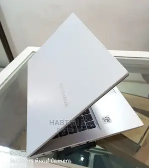 New Laptop Asus VivoBook 15 X505BA 4GB Intel Core I3 SSD 256GB