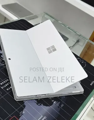 New Laptop Microsoft Surface Pro 6 8GB Intel Core i5 SSD 256GB