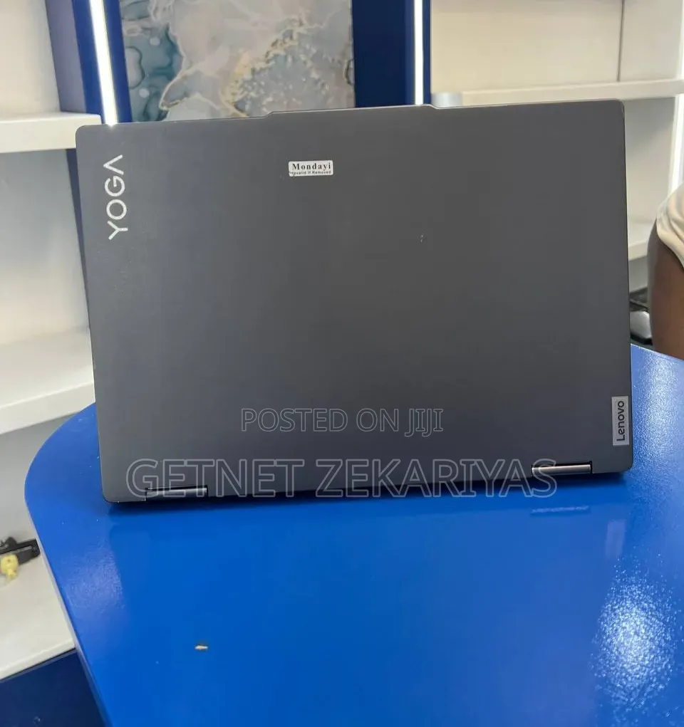 New Laptop Lenovo Yoga 330 16GB AMD Ryzen 7 SSD 512GB