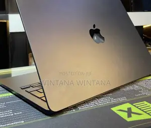New Laptop Apple MacBook Air 2020 M1 8GB Apple M2 SSD 512GB