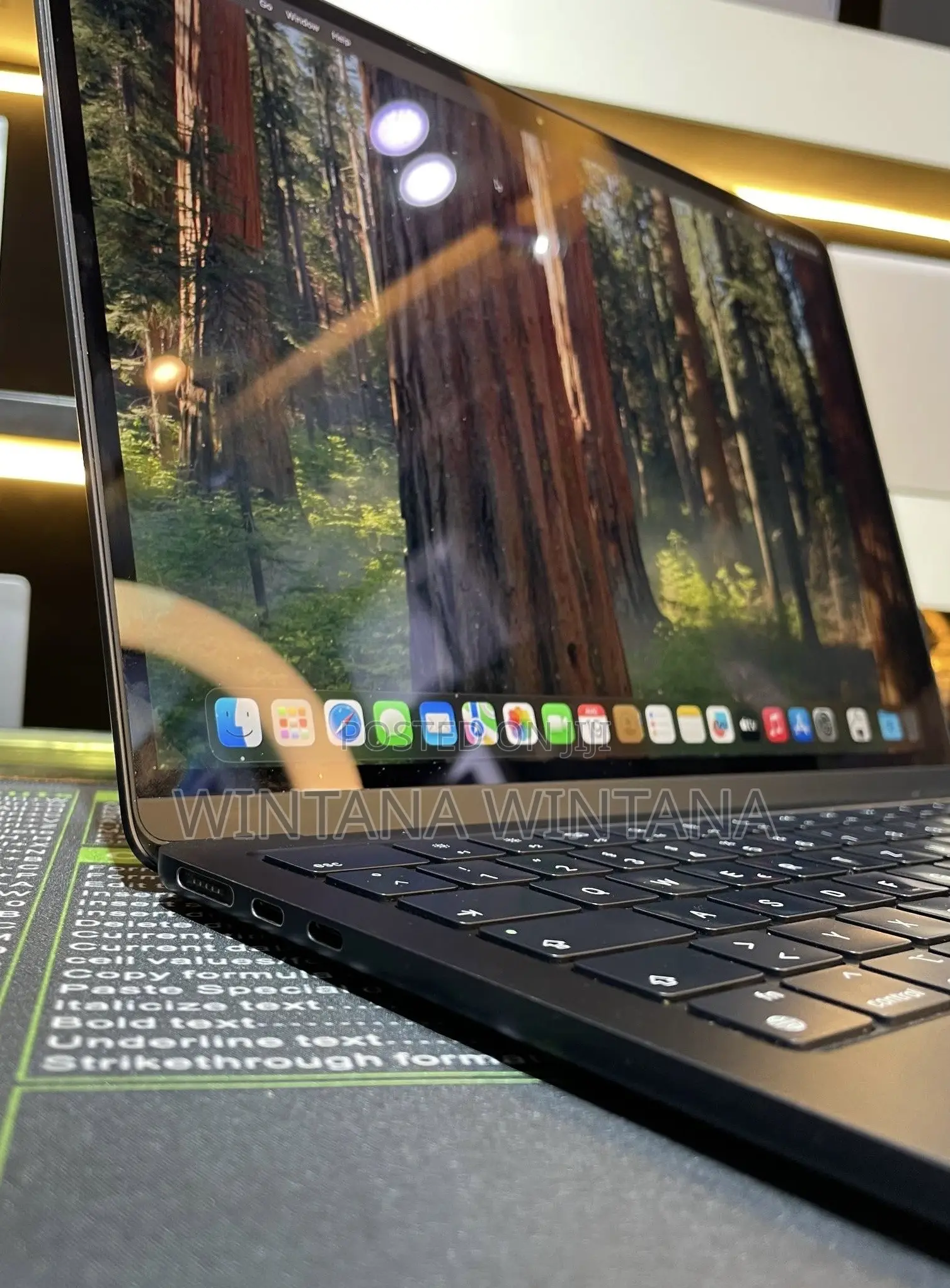 New Laptop Apple MacBook Air 2020 M1 8GB Apple M2 SSD 512GB