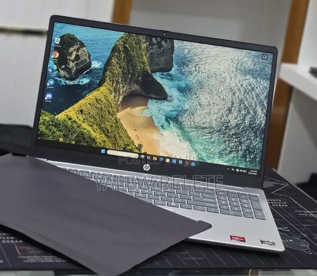 New Laptop HP Stream Notebook 8GB AMD Ryzen 5 SSD 512GB