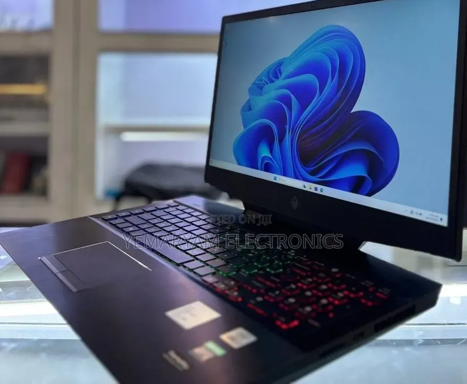 New Laptop HP Omen 17 16GB Intel Core i7 SSD 512GB