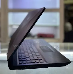 New Laptop HP Omen 17 16GB Intel Core i7 SSD 512GB
