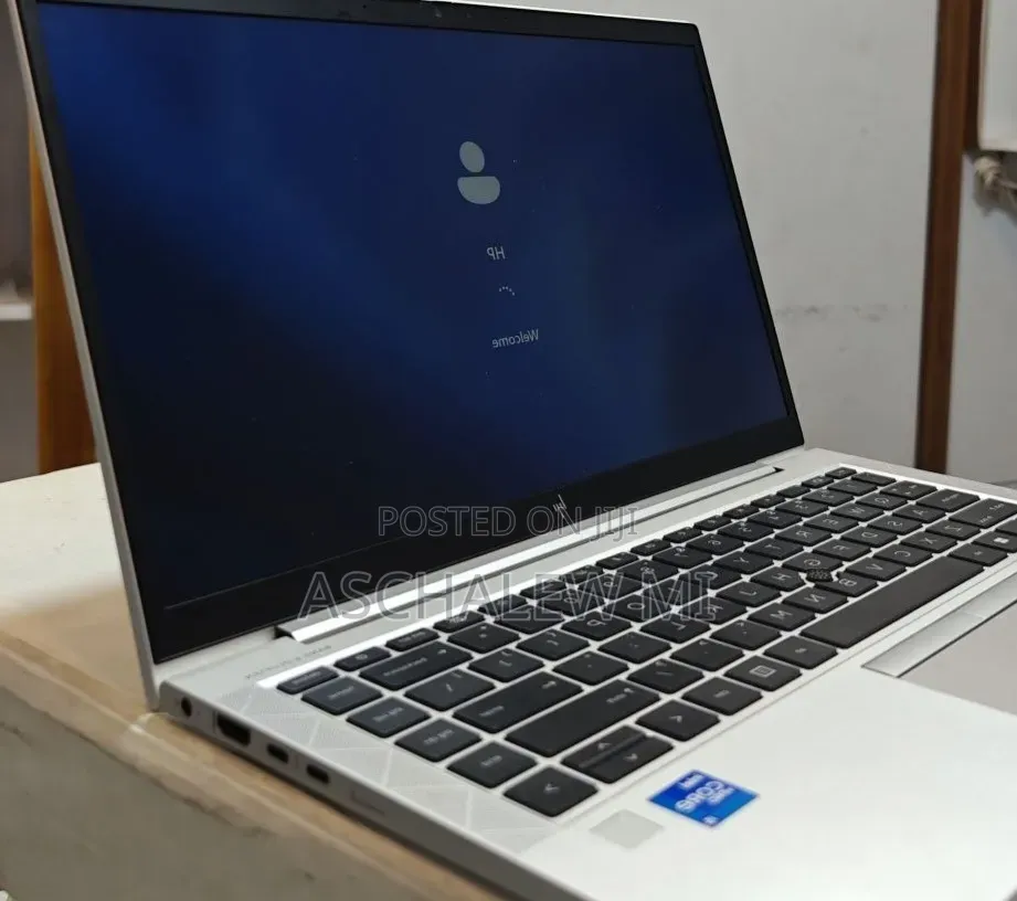 New Laptop HP EliteBook 840 G8 16GB Intel Core i5 SSD 512GB