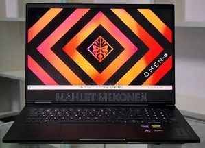 New Laptop HP Omen 16 16GB Intel Core i9 SSD 1T