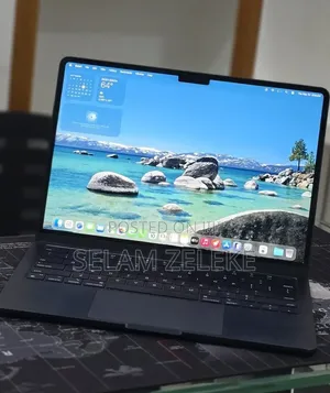 New Laptop Apple MacBook Air 2022 M2 8GB Apple M2 SSD 256GB