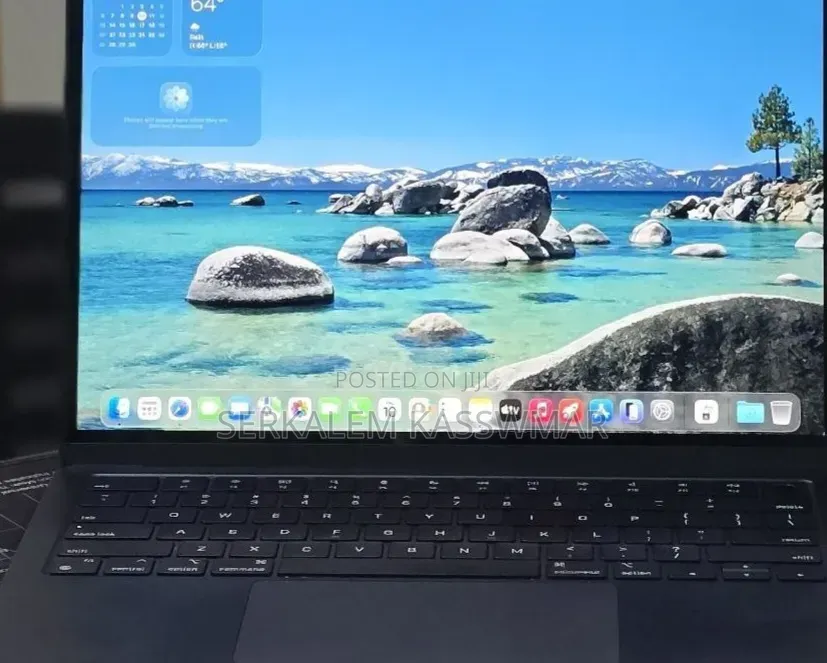 New Laptop Apple MacBook Air 2022 M2 8GB Apple M2 SSD 256GB