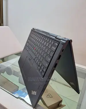 New Laptop Lenovo ThinkPad Yoga 370 8GB Intel Core I5 SSD 512GB