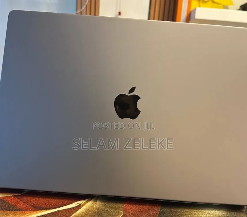 New Laptop Apple MacBook Pro 2021 M1 32GB Apple M1 Max SSD 1T